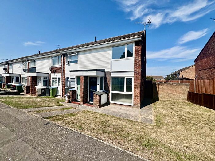 2 Bedroom Semi-Detached House To Rent In Finch Gardens, North Bersted, PO22