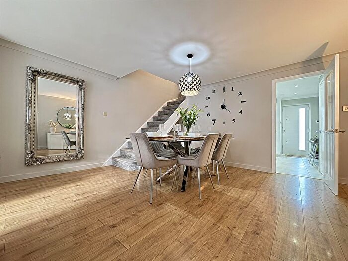 3 Bedroom Terraced House For Sale In Meadgate, Pitsea, Basildon, SS13