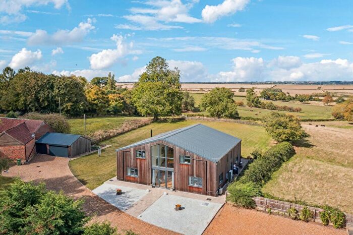 4 Bedroom Detached House For Sale In Church Road, Catworth, PE28