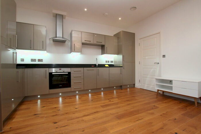 2 Bedroom Apartment To Rent In Hounds Gate Court, Nottingham, NG1