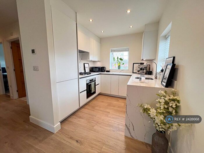 2 Bedroom Flat To Rent In Isabel Lane, Kibworth, Leicester, LE8