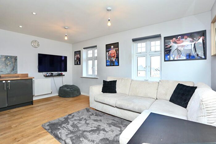 2 Bedroom Flat For Sale In Mackintosh Street, Bromley, BR2