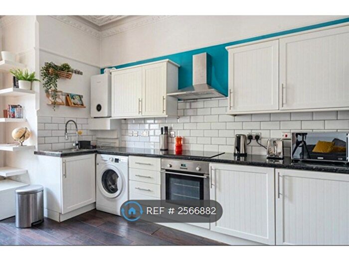 1 Bedroom Flat To Rent In Moreton Road, South Croydon, CR2