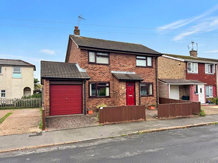 3 Bedroom Detached House For Sale In Glover Road, Willesborough, Ashford, TN24
