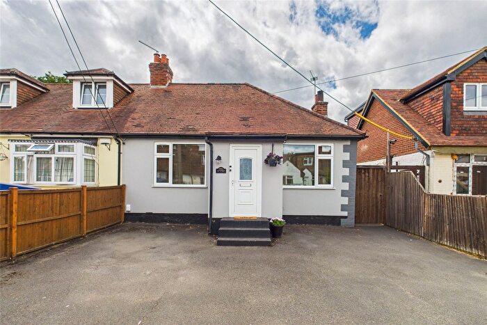 2 Bedroom Bungalow For Sale In Smithfield Road, Maidenhead, Berkshire, SL6