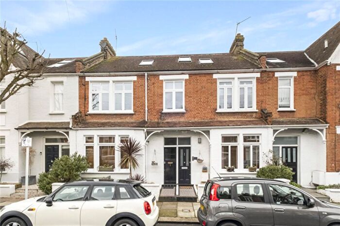 3 Bedroom Maisonette For Sale In Melrose Road, Barnes, London, SW13