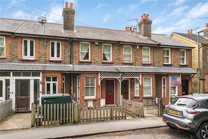 2 Bedroom Terraced House For Sale In Boundary Road, Woking, Surrey, GU21