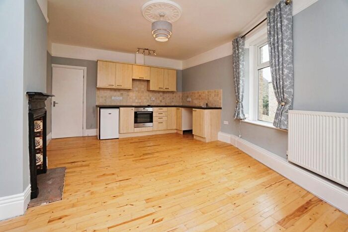 2 Bedroom Flat To Rent In Blakeney Road, Crookes, Sheffield, S10