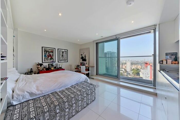 Studio To Rent In West Tower, Pan Peninsula, Canary Wharf, E14