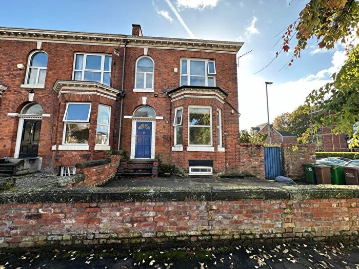 7 Bedroom Property To Rent In Brook Road, Fallowfield, £pppw, M14