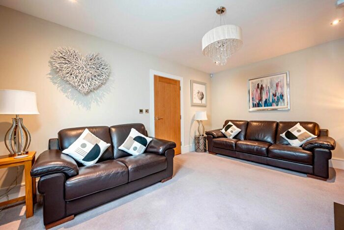3 Bedroom Terraced House For Sale In Eastview Close, Stow On The Wold, GL54