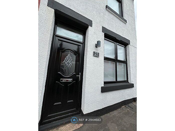 2 Bedroom End Of Terrace House To Rent In Hobson Street, Stockport, SK5