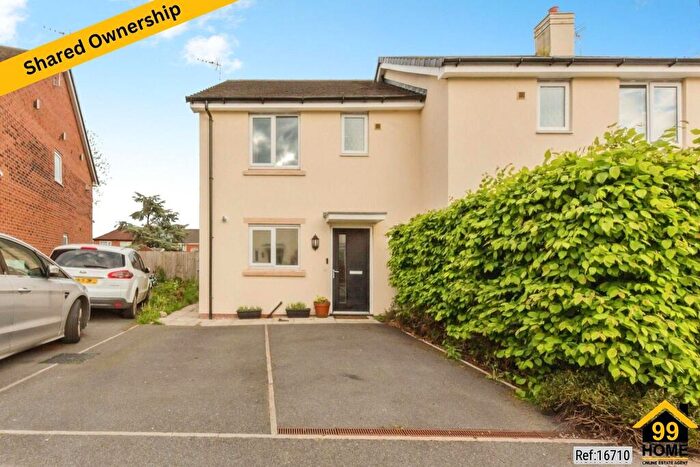 3 Bedroom Semi-Detached House For Sale In Kays Croft, Crewe, CW1