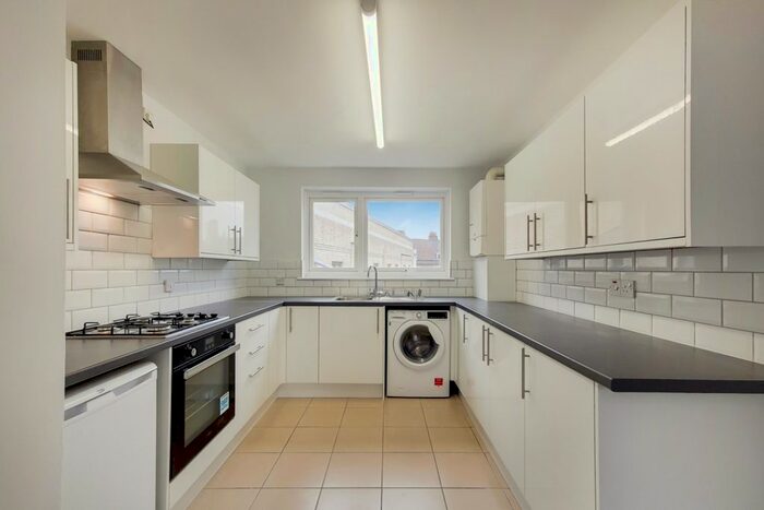 1 Bedroom Flat To Rent In King George Street, London, SE10
