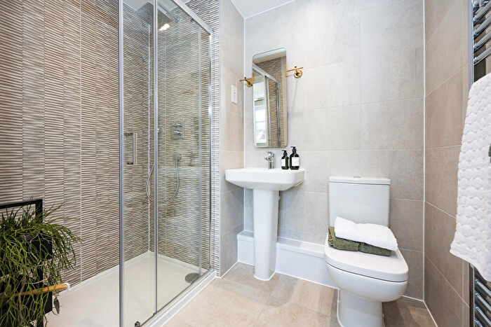 4 Bedroom Detached House For Sale In Tewkesbury Road, Twigworth, GL2