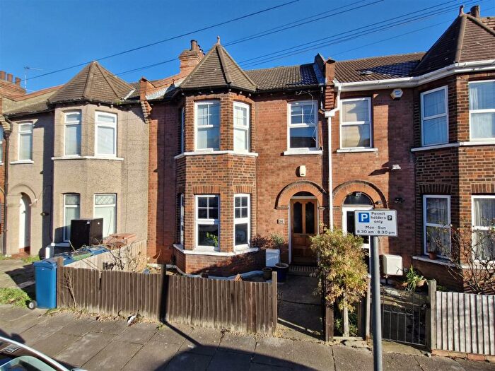 4 Bedroom Terraced House For Sale In Rosslyn Crescent, Harrow, HA1
