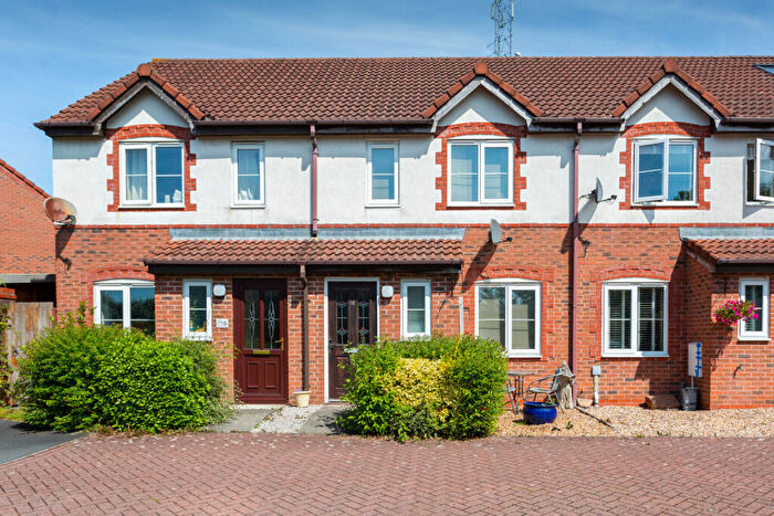 3 Bedroom Terraced House For Sale In Handshaw Drive, Preston, PR1