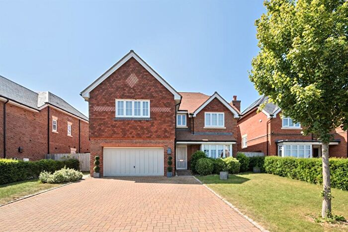 5 Bedroom Detached House To Rent In Sheffield Close, Pangbourne, Reading, RG8