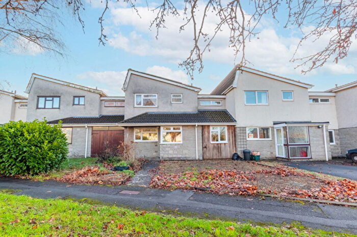 4 Bedroom Terraced House For Sale In Mendip Road, Yatton, BS49