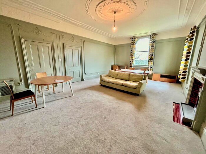 1 Bedroom Flat To Rent In Ullet Road, L17