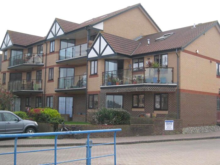 3 Bedroom Maisonette To Rent In Sussex Court, Emerald Quay, Shoreham By Sea, BN43