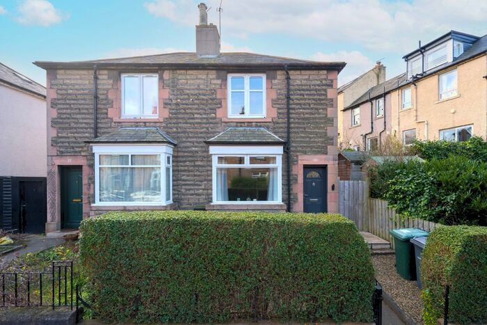 2 Bedroom Terraced House To Rent In Scone Gardens, Edinburgh, EH8