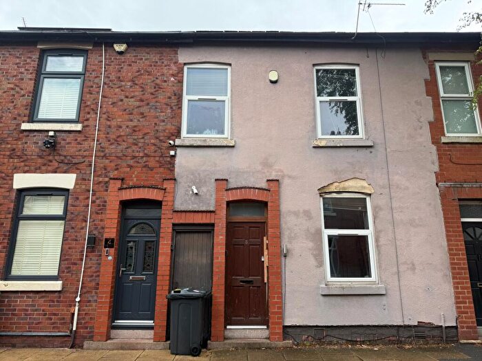 5 Bedroom House Of Multiple Occupation For Sale In Charnock Street, Preston, Lancashire, PR1