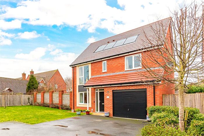 4 Bedroom House For Sale In Scantlebury Way, Wantage, Oxfordshire, OX12