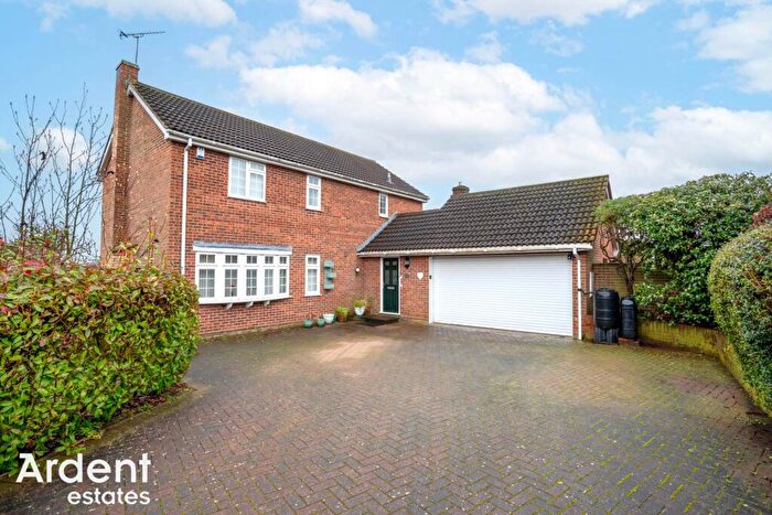 4 Bedroom Detached House For Sale In Seagers, Great Totham, CM9