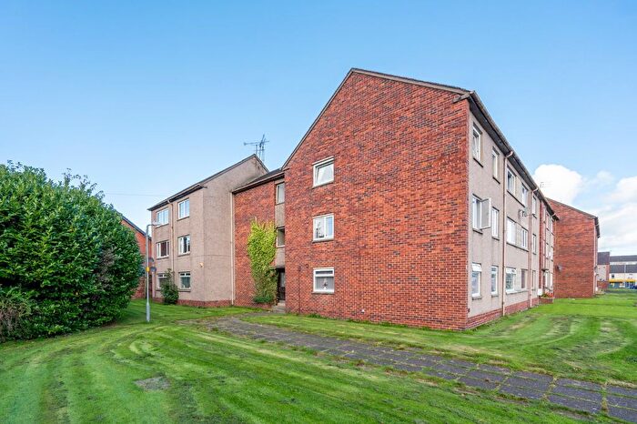 2 Bedroom Flat To Rent In Bell Street, Renfrew, Renfrewshire, PA4