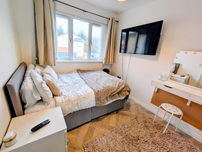 3 Bedroom Semi-Detached House For Sale In Lundholm Road, Stevenston, KA20