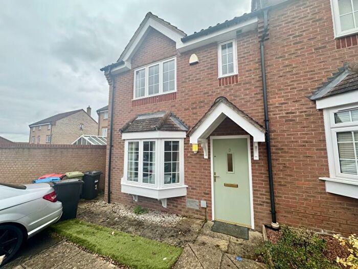 3 Bedroom Terraced House To Rent In Boroughbridge, Oakhill, MK5