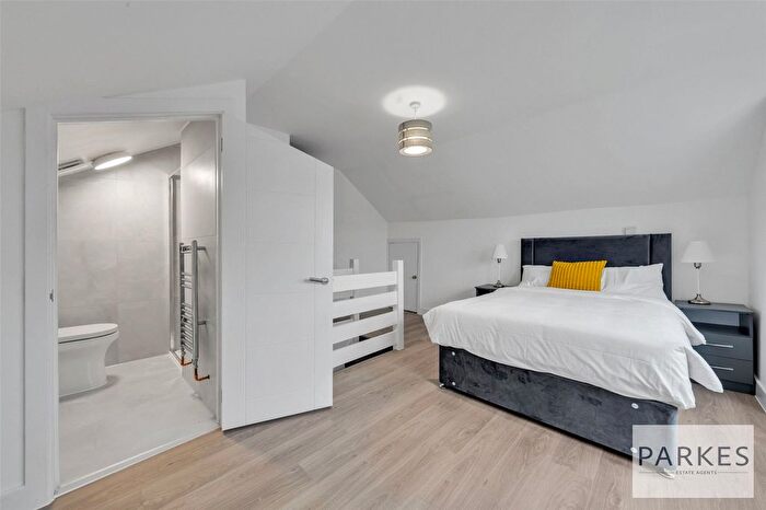 Detached House To Rent In Tavistock Street, Luton, Bedfordshire, LU1