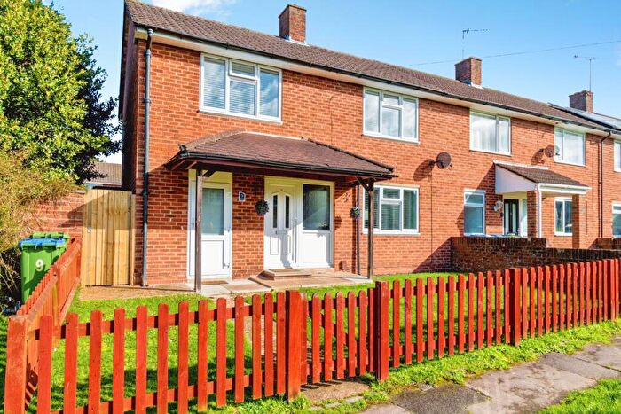 3 Bedroom End Of Terrace House For Sale In Brean Close, Southampton, Hampshire, SO16