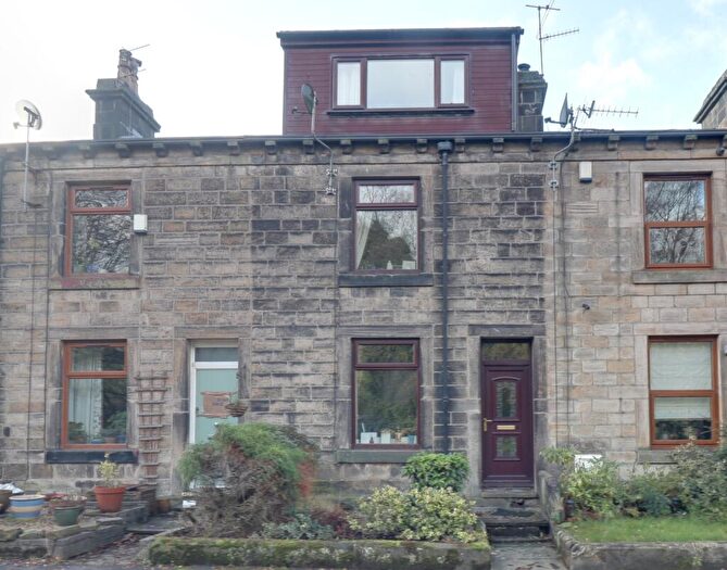 3 Bedroom Terraced House For Sale In Rochdale Road, Todmorden, OL14