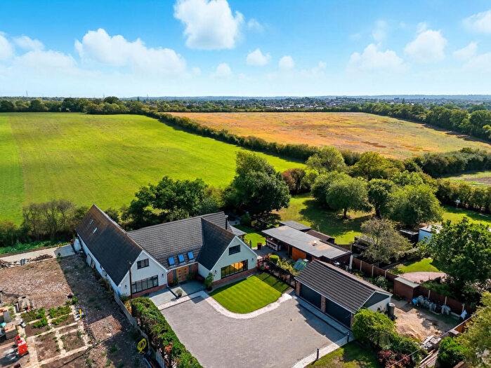 6 Bedroom Detached House For Sale In Cumming Road, Downham, CM11