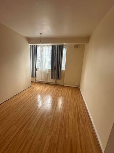 3 Bedroom Terraced House To Rent In New Road, Dagenham, RM10