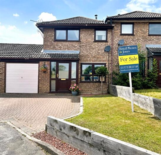 3 Bedroom Semi-Detached House For Sale In Edinburgh Court, Swanwick, Alfreton, DE55