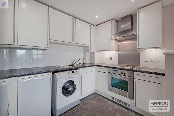 1 Bedroom Flat To Rent In Forest Lane, Stratford, E15