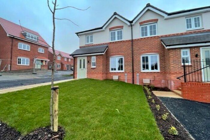 2 Bedroom Property To Rent In Yr Helyg, Colwyn Bay, LL29