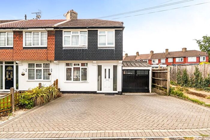 3 Bedroom End Terrace House To Rent In Tolworth, KT5