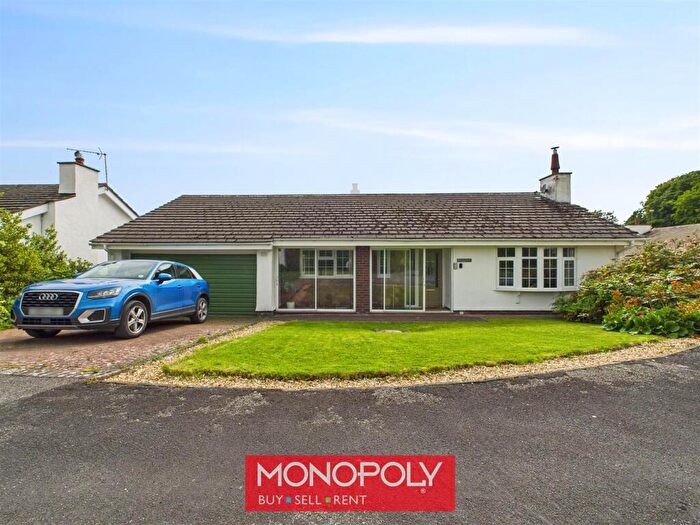 3 Bedroom Bungalow For Sale In Glasfryn, Henllan, Denbigh, LL16