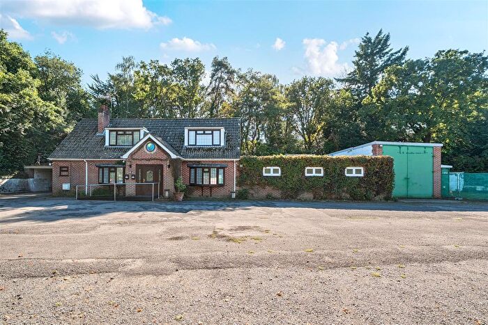 4 Bedroom Property For Sale In Ford Close, Ferndown, BH22