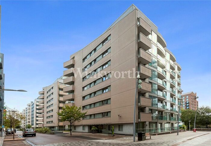 2 Bedroom Flat To Rent In Crane Heights, London, N17