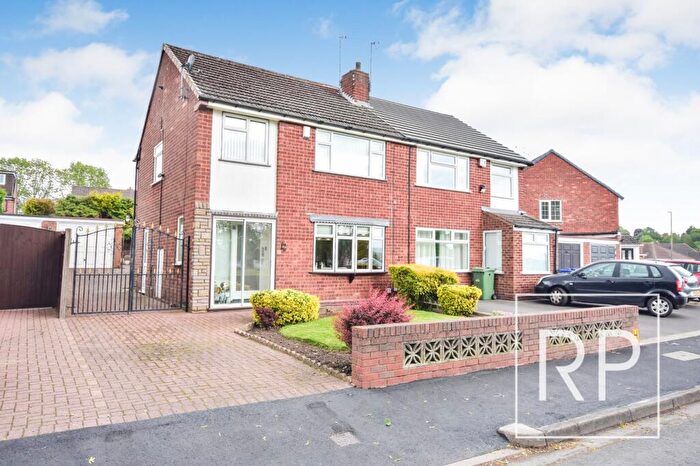 3 Bedroom Semi Detached House For Sale In Keats Close, The Straits, Lower Gornal, Dudley, DY3