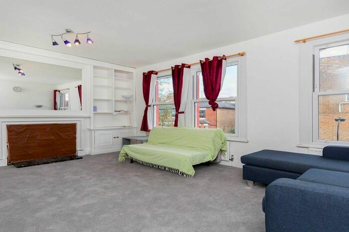 2 Bedroom Flat To Rent In Dewsbury Road, London, NW10