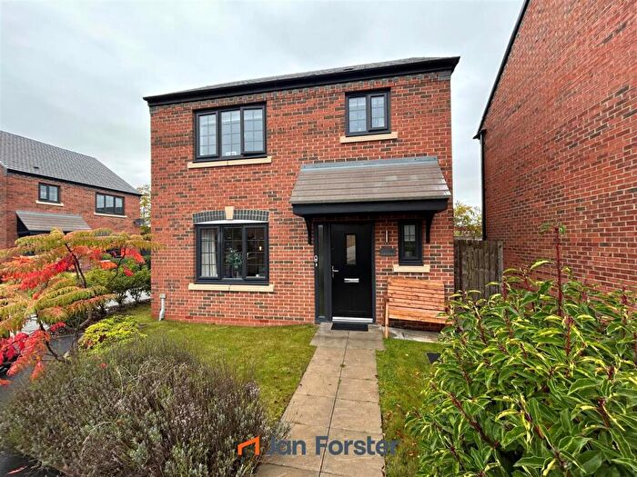 3 Bedroom House For Sale In Paddock Lane, Killingworth, Newcastle Upon Tyne, NE12
