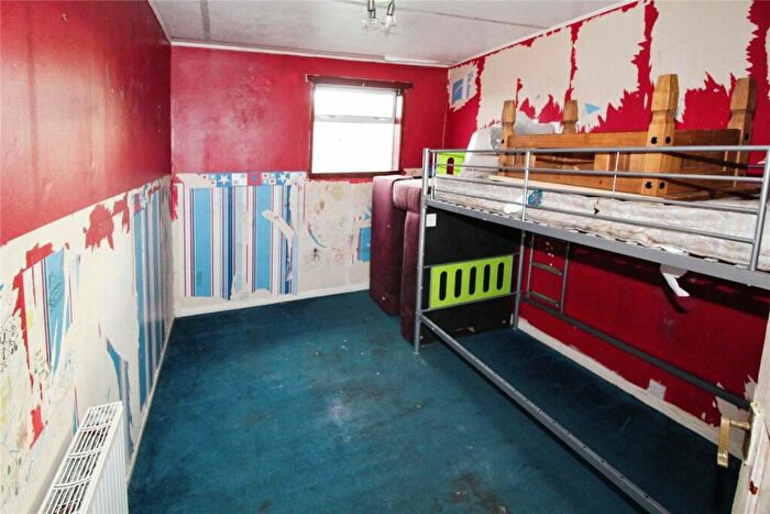 3 Bedroom Terraced House For Sale In Balerno Street, Dundee, Angus, DD4