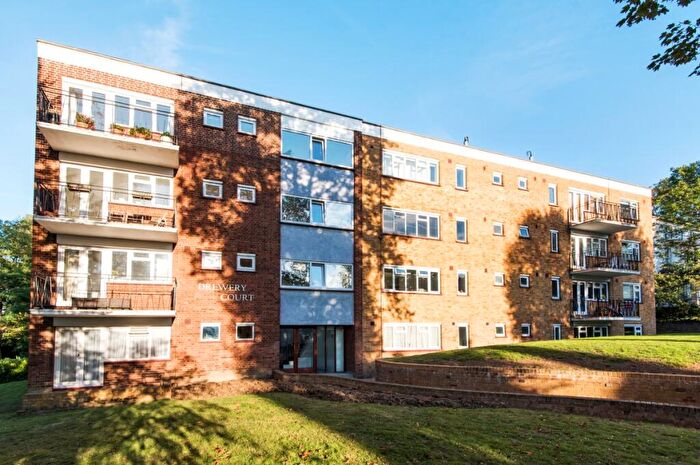 Flat To Rent In The Glebe London, SE3