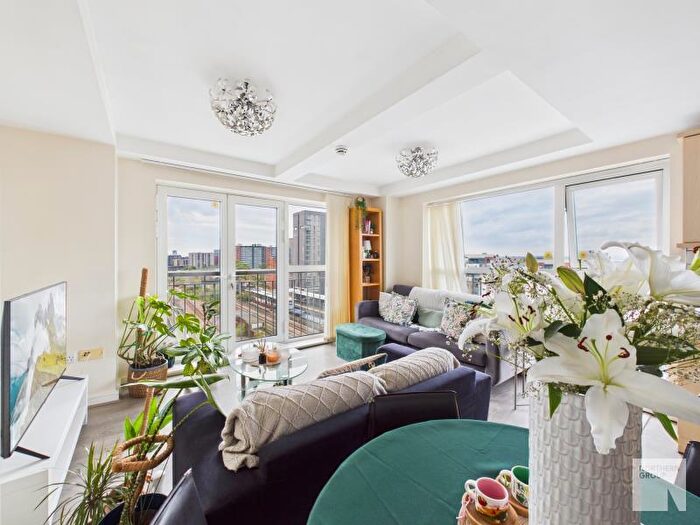 2 Bedroom Apartment To Rent In The Bayley :: Manchester Centre, M3